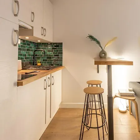 Cosy Parisian Flat Paris