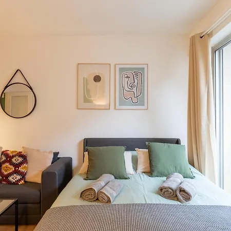 Cosy Parisian Flat アパート *